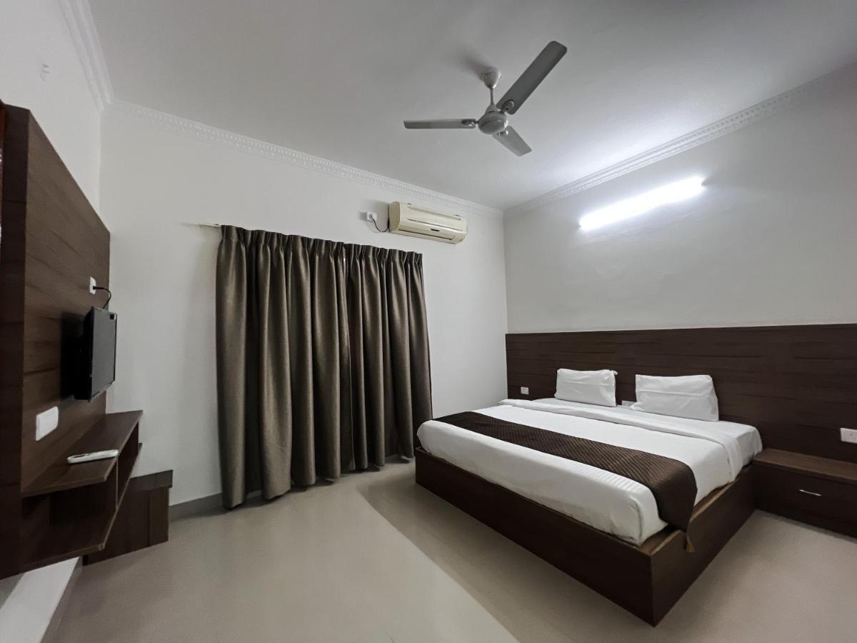 Hotel Elite By Agira Hotels-Free Airport Pickup Or Drop Yelahanka Экстерьер фото